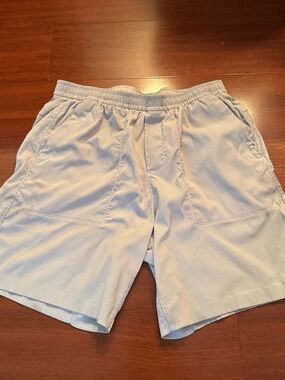 lululemon athletica Men's Light Gray Elastic-Waist Athletic Shorts